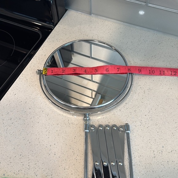 🏴 Wall-Mounted Extendable Mirror with magnification mirror - Picture 5 of 8